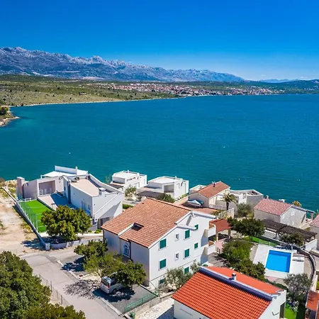 Sunshine With New Pool On The Beach Zadar Willa *