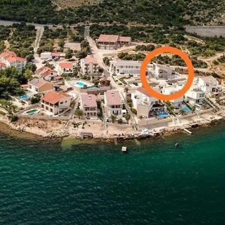 Sunshine With New Pool On The Beach Zadar Willa *